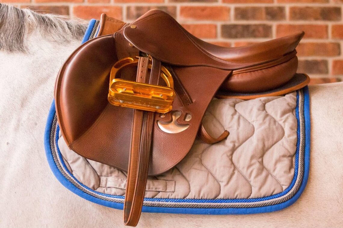 half breed saddles australia